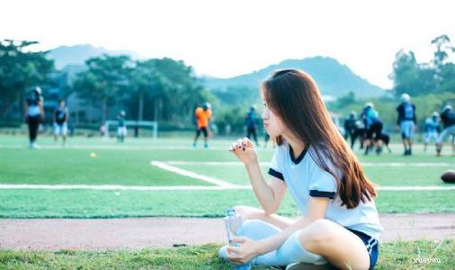 在学校里写快乐的句子在学校里快乐的句子2