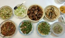 发朋友圈吃饭的说说