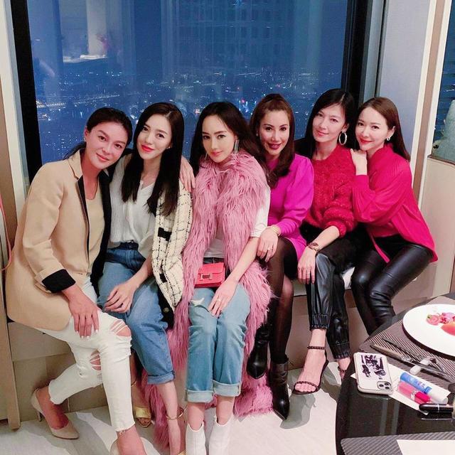 上海女士集团搞笑文案