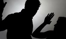 被家暴发朋友圈的句子