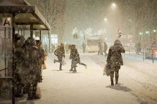 适合在下雪天谈论美丽和悲伤的情况下发送！ 1个