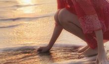 形容女生开心的句子