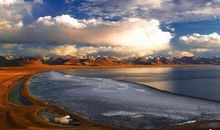 与朋友开心玩耍的句子