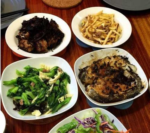 送美食朋友圈谈大全