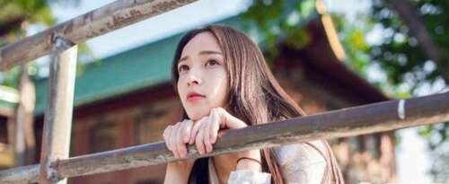 赞美女孩脸的句子2