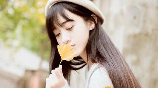 赞美女孩脸的句子1