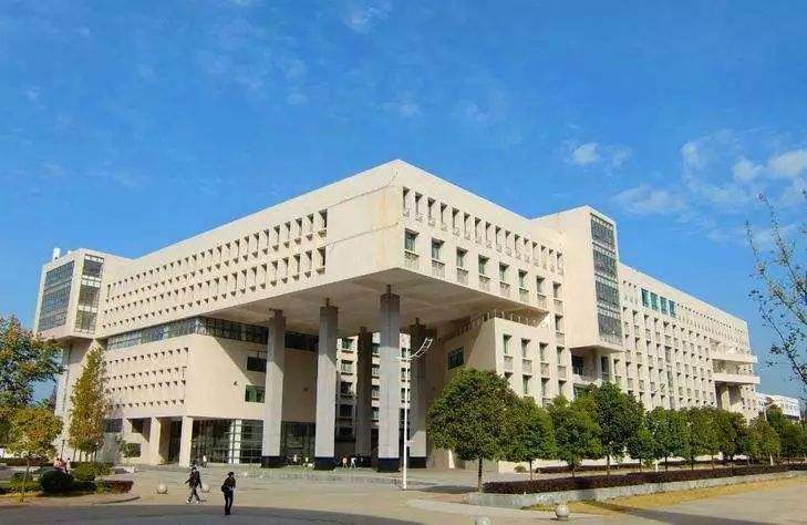 大学专业口号