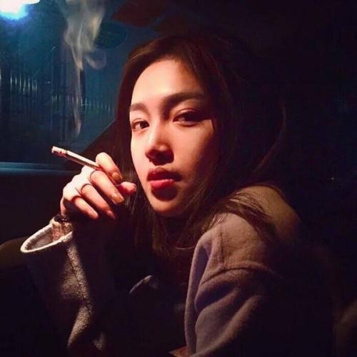 描述一个心烦的美学句子1