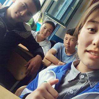 大学友谊歌句