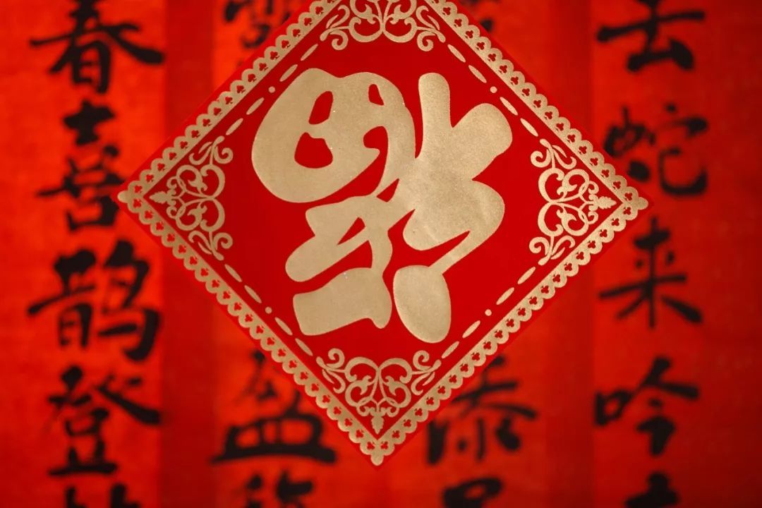 52.鼠标去了Natai成为一美元。