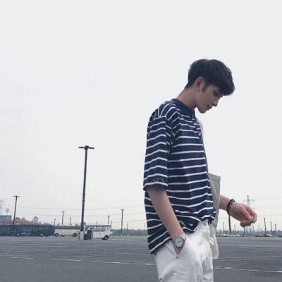 男孩是超级伤害