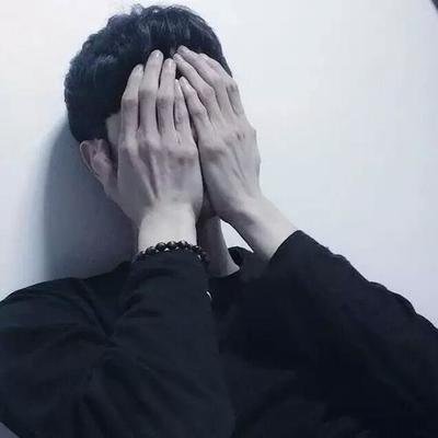 15.有时我们原谅一个人，说这不是失去他。每个刺都隐藏在你心中，我希望随着时间慢慢磨练，毕竟我是一个我爱的人，我可以责怪你。