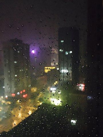 男人心烦意乱的句子谈到1