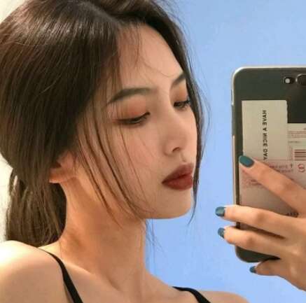 编写成熟女人的主导签名1