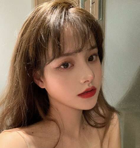 15，你不努力工作，没有人可以帮助你;你有足够的力量，你的原则和底线将是尊重的。