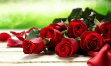 情人节收到礼物发的句子