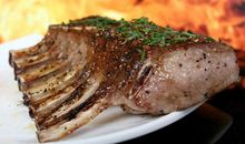 晒吃牛排的美食说说