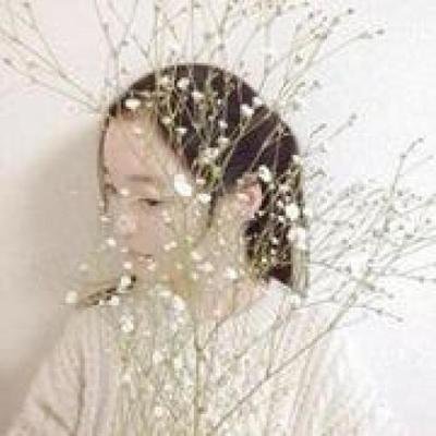 15.朴素友谊难以互换。世界上有无数人。只有真诚的朋友们经常要留下来！让我记住你。 uf！记住你的友谊！收集你的友谊！