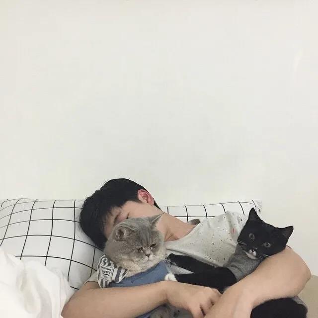 29，爱情中没有价值是不值得的，只是愿意愿意。真的很喜欢，没有度假村，不谦虚，没有自我。