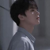 男孩的签名是高冷却的爆炸2022,我不禁赞美霸气签名