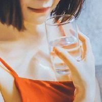 表达幸福句子谈到心情：你笑，这是幸福