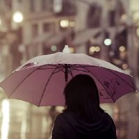 适合下雨天的朋友圈文案 下雨感悟人生的句子