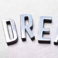 英语实用口语：30句地道赞美他人的话