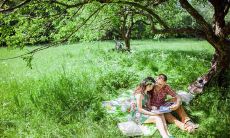 春天玩得开心的句子