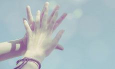 祝福你和你的爱人开心的句子