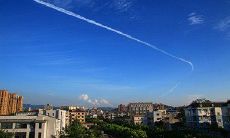 当领导的飞机降落时,收到热情洋溢的问候短信