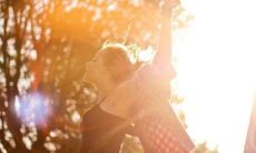 激励心灵的短语：振奋人心的鼓舞话，激发信心的励志句子，启迪智慧的激励语言，打动灵魂的激情鼓动，启迪内心的助力格言，凝聚力量的激励口号，鼓舞士气的鸣叫呐喊，感动心灵的感人励志文，激发斗志的豪言壮语，点燃激情的热血宣言