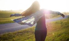 来打造你们的独特情感风格——创意十足、意义深远的情侣个性签名推荐!