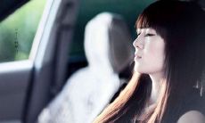 平淡无奇的生活缺乏欢乐，也没有悲情