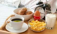 如何用语言形容那种充满童心欢快的感觉?