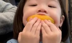 带着无尽祝福，愿你亲爱的孩子在身体和心灵上都健康成长！