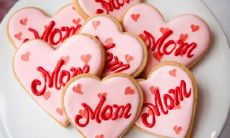 数不尽的母爱:捧得满满的赞美母亲的短句汇总