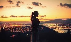 享受美容护理的顾客，收到美容院发出的问候短信啦！