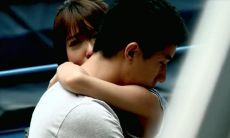 如何使用适当的标点和语法来分离并整合复杂的句子,以提高写作的准确性和流畅性?