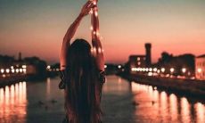 让人感伤的爱情句子，流淌着心中的酸楚之感