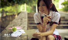 热烈深情的300字情书,留给我心爱的女友,表达我对她满满的爱!
