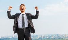 瑟瑟秋风中一腔豪情，踌躇满志的诗句氤氲于笔尖上