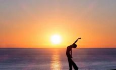 当你吃下了食物并开始后悔，你希望有一句话可以让你立刻恢复如初的状态的句子