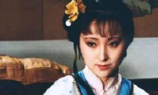 揭露命运不公的长句，流露沉痛身世的内心疚痛