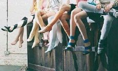 用古诗句来表达友情之深厚——展现两句古诗所传递的情谊之情感