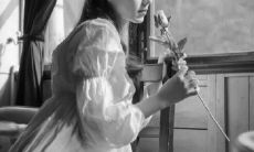 由于心烦意乱而难以入眠的句子使人失眠