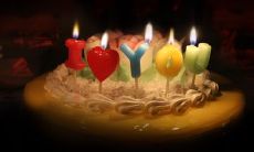 笑破肚皮的生日祝福语:让你的生日充满欢笑和幽默!