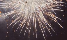 朋友圈简约却生动有趣,妙语连珠的跨年文案,让你的好友们集体乐呵呵!