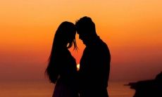 听了一遍又一遍的表白情话,“我爱你”已经变得有些陈腐。那么,我们该怎样用最暖心的一段话来给男朋友表白呢?