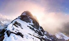 古诗词中形容气势磅礴的精彩句子合集,探寻古人绚丽词藻之美