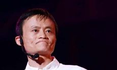 通过不断努力和积累经验，打造自己的事业发展之路：一篇探究个人成长和职场发展的文章